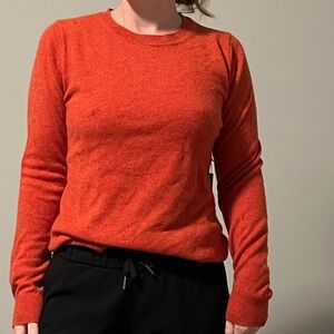 NWT Tahari 100% cashmere sweater